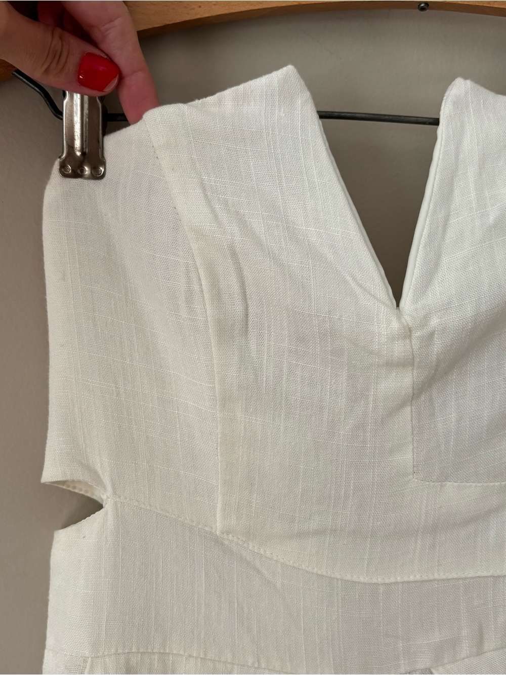 LUXXEL Strapless White Split-Leg Jumpsuit - Picture 4 of 12